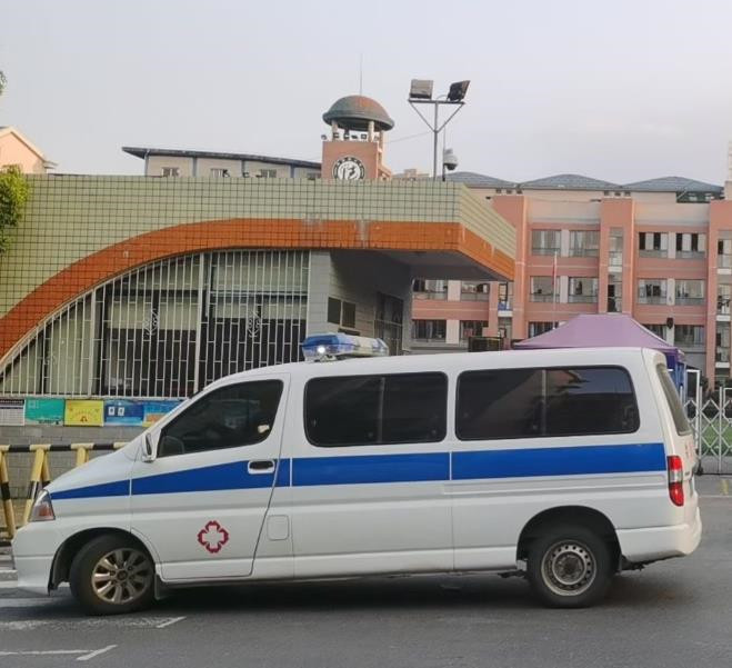 永年救护车出租护送骨折病人一公里多少钱